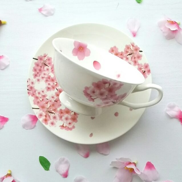 TomochanClove 桜舞うカップ＆ソーサー